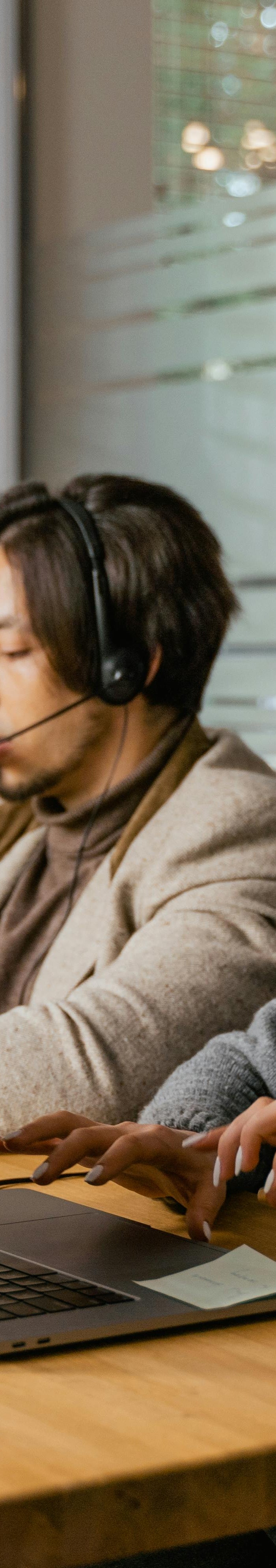<h1>How can we help you?</h1>